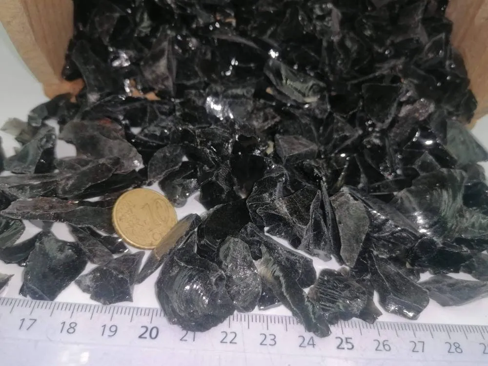 Black Obsidian Crystal Chips, Tumbled Healing Gemstone, New Age Rough Semi-Precious Rocks