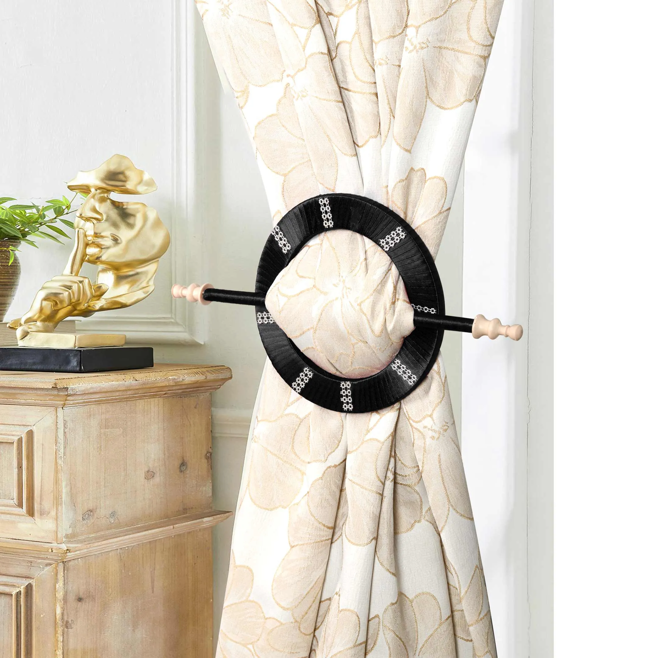 Contemporary Circle Curtain Holder with Stick