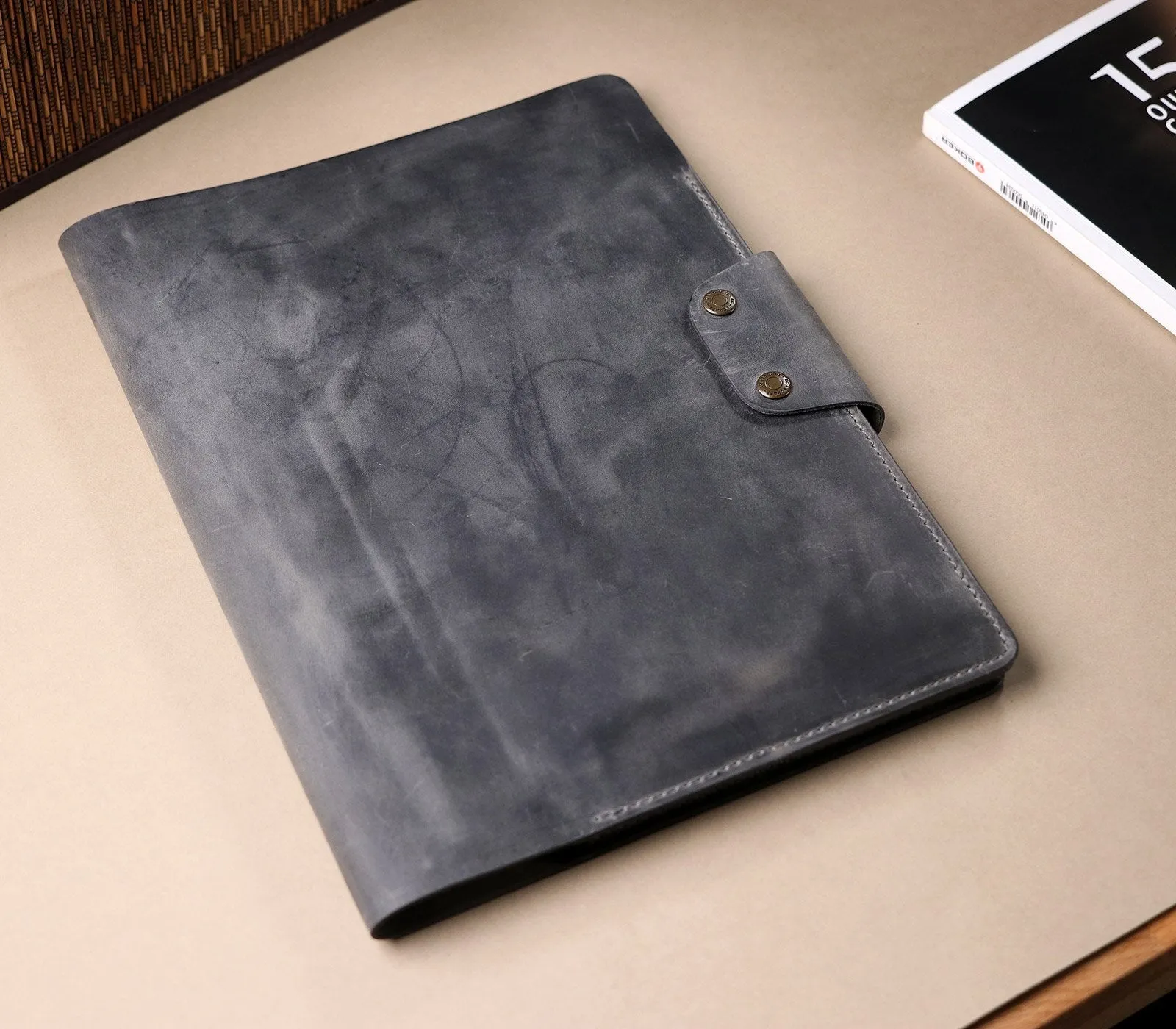 Hemingway A4 Padfolio - Document Organizer