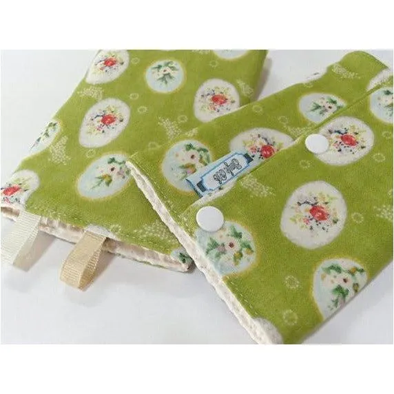 Jinglebib Drool Pad - Green Rose