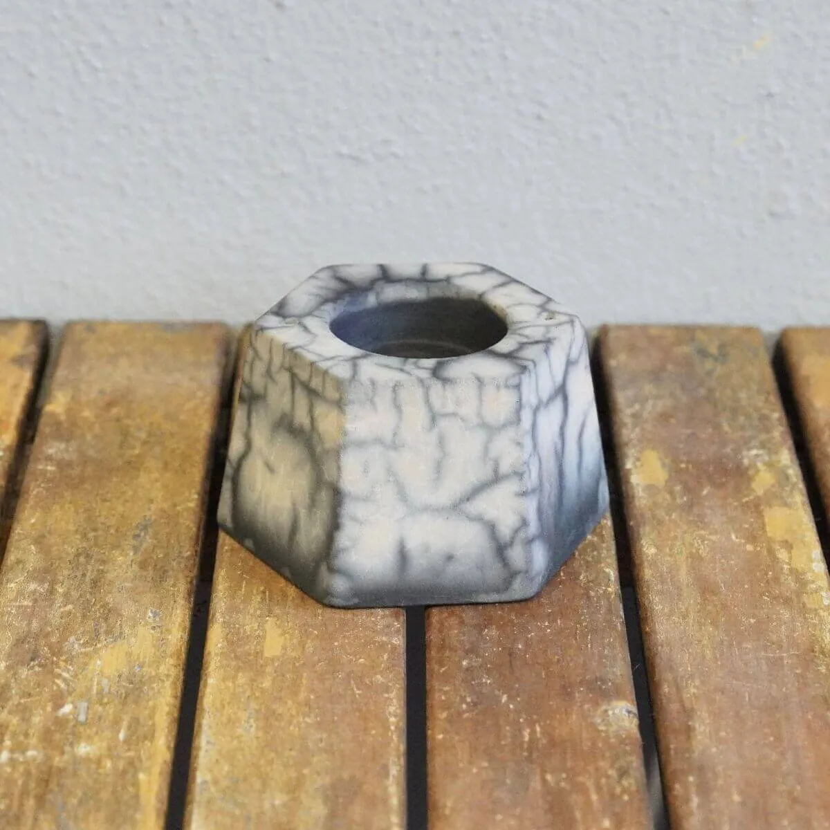 Keihatsu tealight, candle and incense ceramic holder