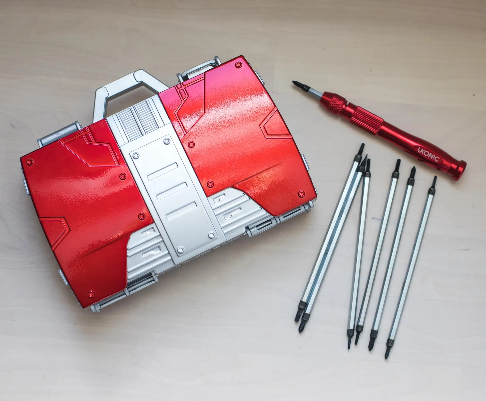 Marvel Iron Man 2 Replica Briefcase 7-Piece Screwdriver Set Tool Kit