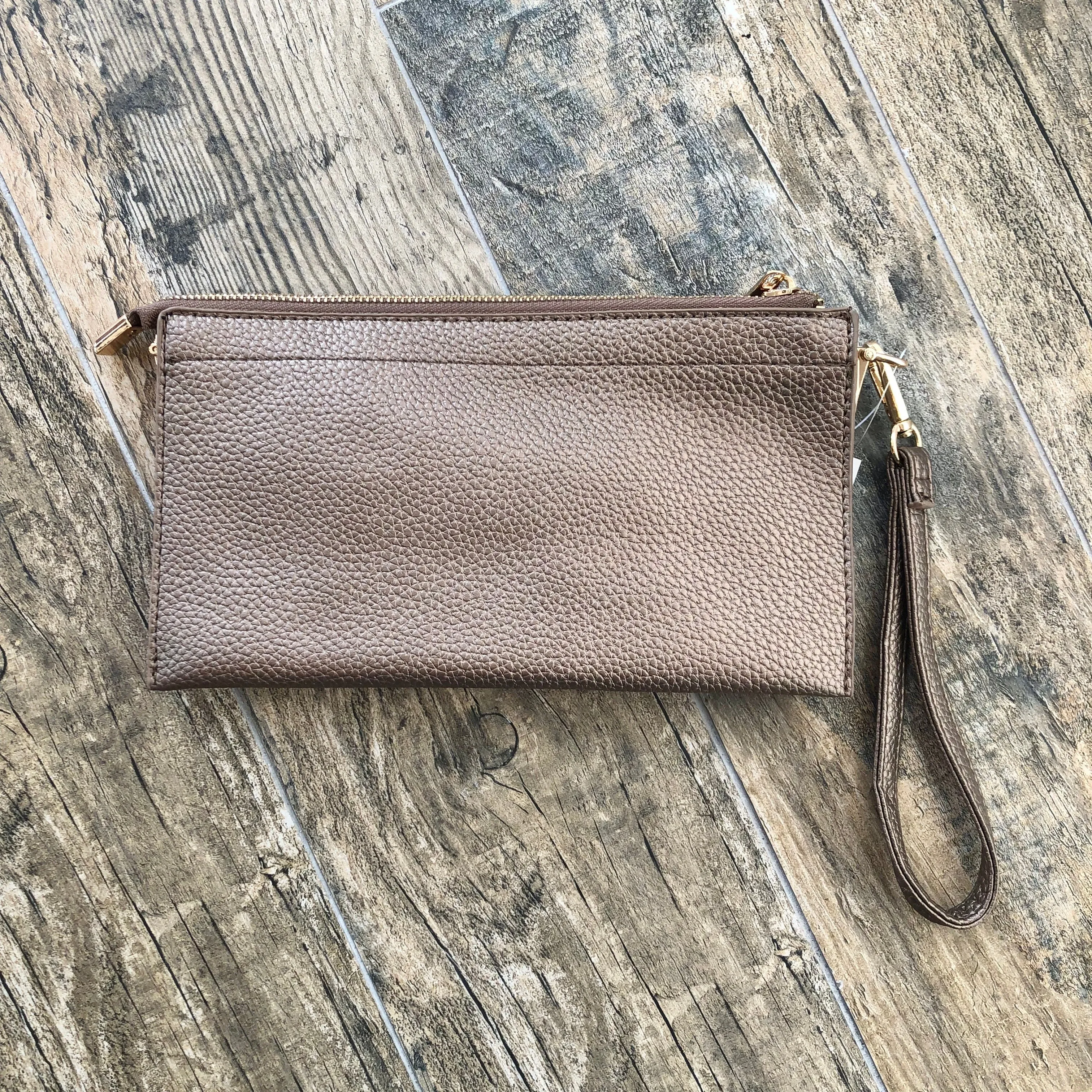 Pebble Wristlet / Crossbody