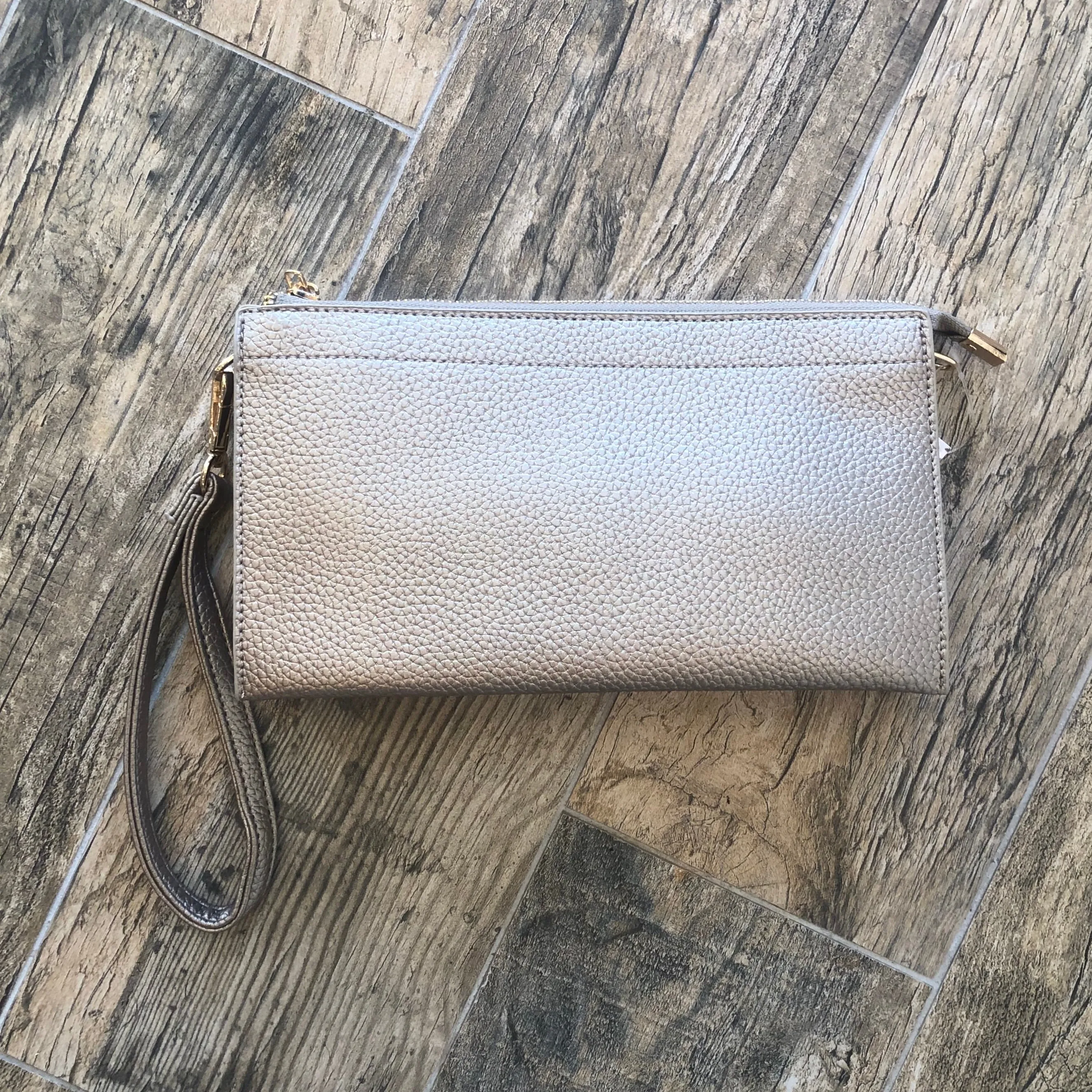 Pebble Wristlet / Crossbody