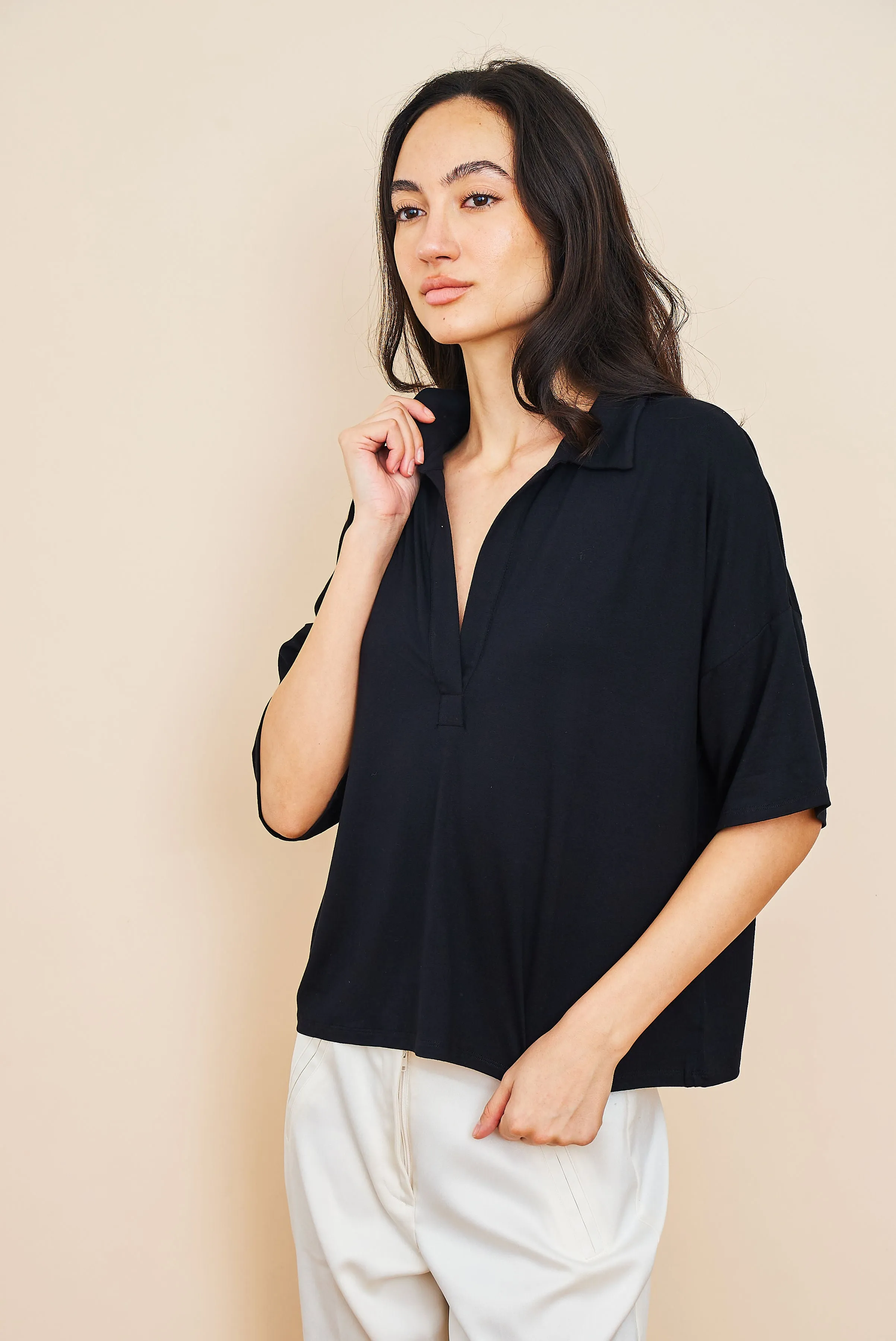 Soft Touch Superwashed Elbow Sleeve oversize Polo in Noir-Black